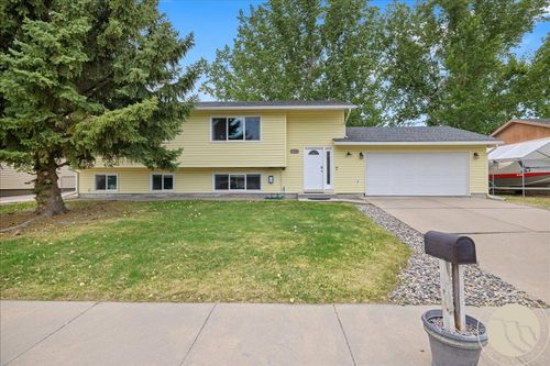 1106 13th Ave, Laurel, MT, 59044-1656 | Card Image