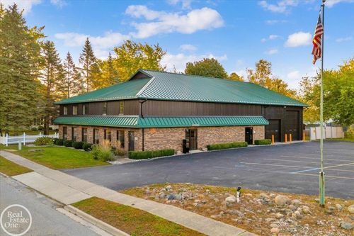 1231 Clinton Ave, Saint Clair, MI, 48079-4959 | Card Image