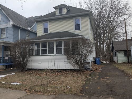 18 Melrose St, Rochester, NY, 14619-1802 | Card Image