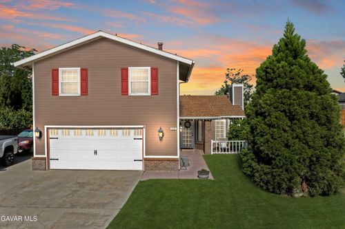 1370 Tanglewood Drive, Tehachapi, CA, 93561 | Card Image