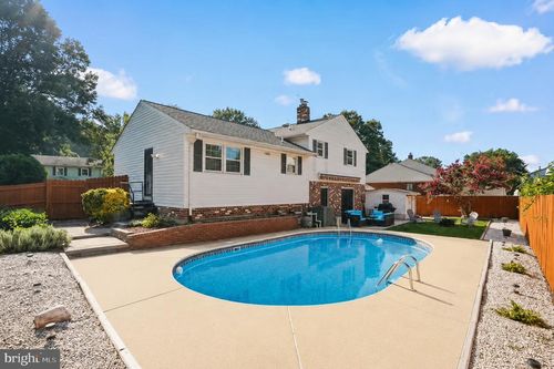 320 Pemberton St, UPPER MARLBORO, MD, 20774-1941 | Card Image
