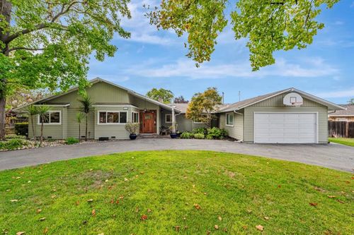 12035 Brookglen Dr, Saratoga, CA, 95070 | Card Image