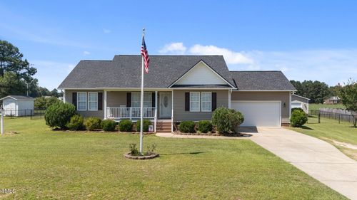 61 Beasley Estates Dr, Benson, NC, 27504-5926 | Card Image