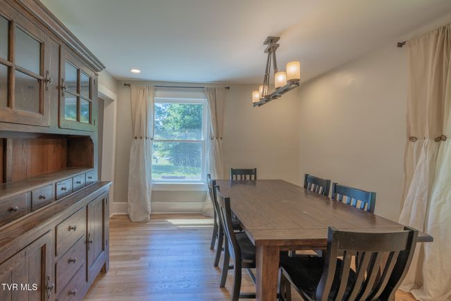 31232 Hollyfield Rd, House other with 3 bedrooms, 3 bathrooms and null parking in Damascus VA | Image 13