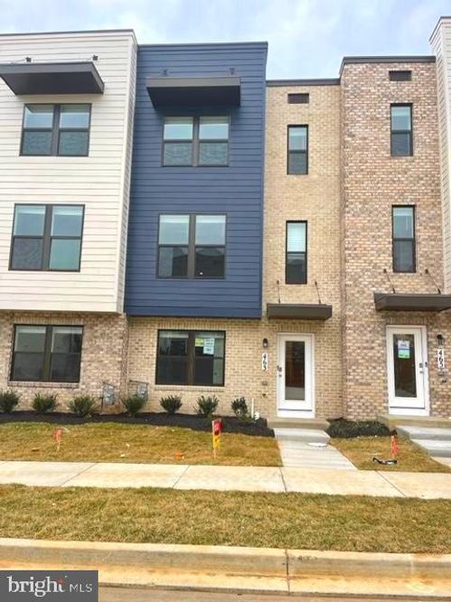 804 Bond St, FREDERICK, MD, 21701-3566 | Card Image