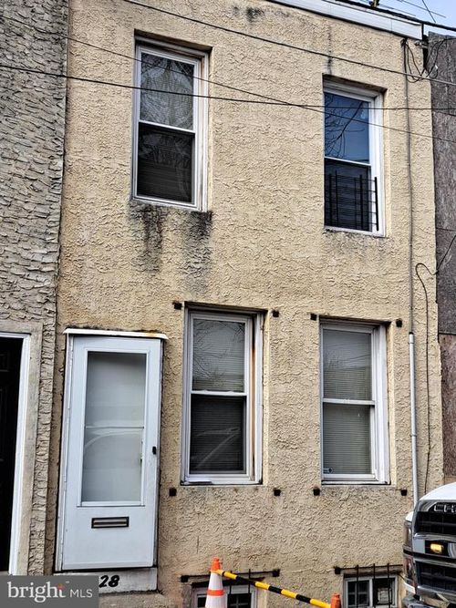 528 Hart Ln, PHILADELPHIA, PA, 19134-3011 | Card Image