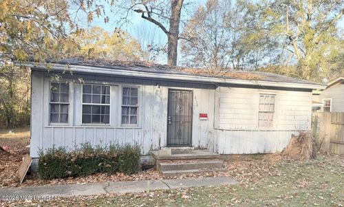 2559 Mcdowell Cir, Jackson, MS, 39204-5204 | Card Image