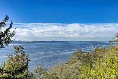 Looking north up the Canal to Port Townsend and beyond! | Image 3