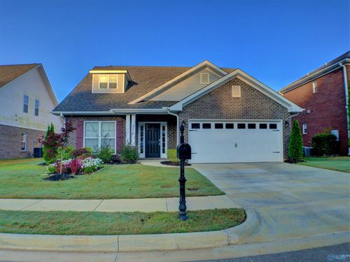 210 Properzi Way Sw, Huntsville, AL, 35824-2945 | Card Image