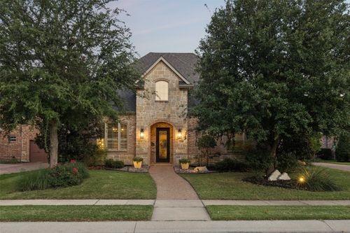 2206 Carrick Dr, Trophy Club, TX, 76262-5498 | Card Image