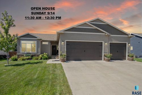 5205 S Eastwind Ave, Sioux Falls, SD, 57108-3701 | Card Image
