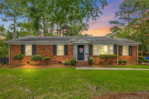 2610 Mirror Lake Dr, Fayetteville, NC, 28303-5212 | Card Image
