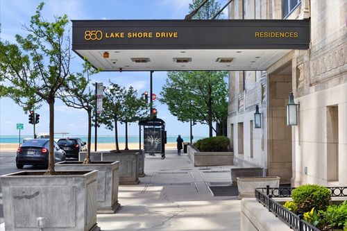 510-850 N Lake Shore Dr, Chicago, IL, 60611-6318 | Card Image