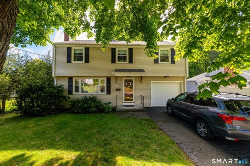 146 Victoria Road, New Britain, CT, 06052 | Card Image