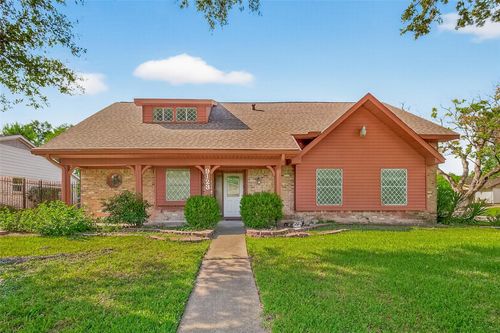 9123 Langdon Ln, Houston, TX, 77036-6725 | Card Image