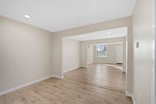 510 N Colorado St, Nevada, MO, 64772-2545 | Card Image