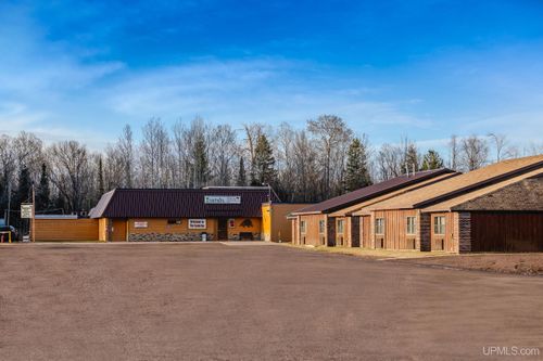 400 Main Street, White Pine, MI, 49971 | Card Image