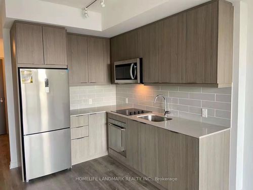 906-38 Forest Manor Rd, North York, ON, M2J0H4 | Card Image