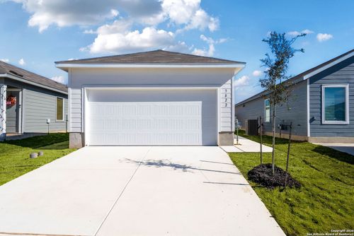 3822 Glade Crk, San Antonio, TX, 78245-5153 | Card Image