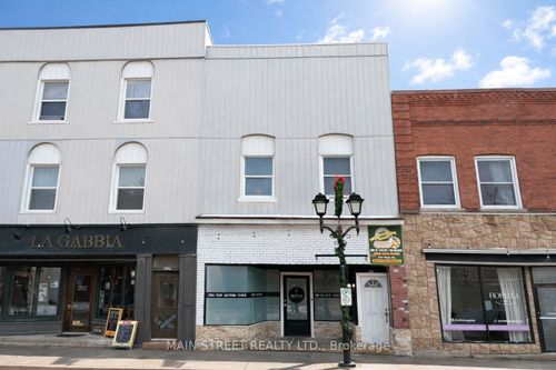 {{alt}} | Card Image