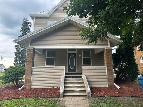 103 Harrison St, Stanford, IL, 61774-7567 | Card Image
