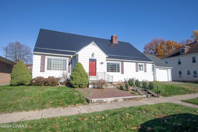 652 King Street, House other with 3 bedrooms, 1 bathrooms and null parking in Northumberland PA | Image 2