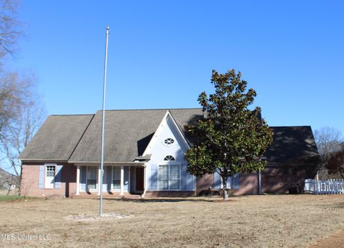 7952 Hunters Bend Cv, Olive Branch, MS, 38654-5959 | Card Image