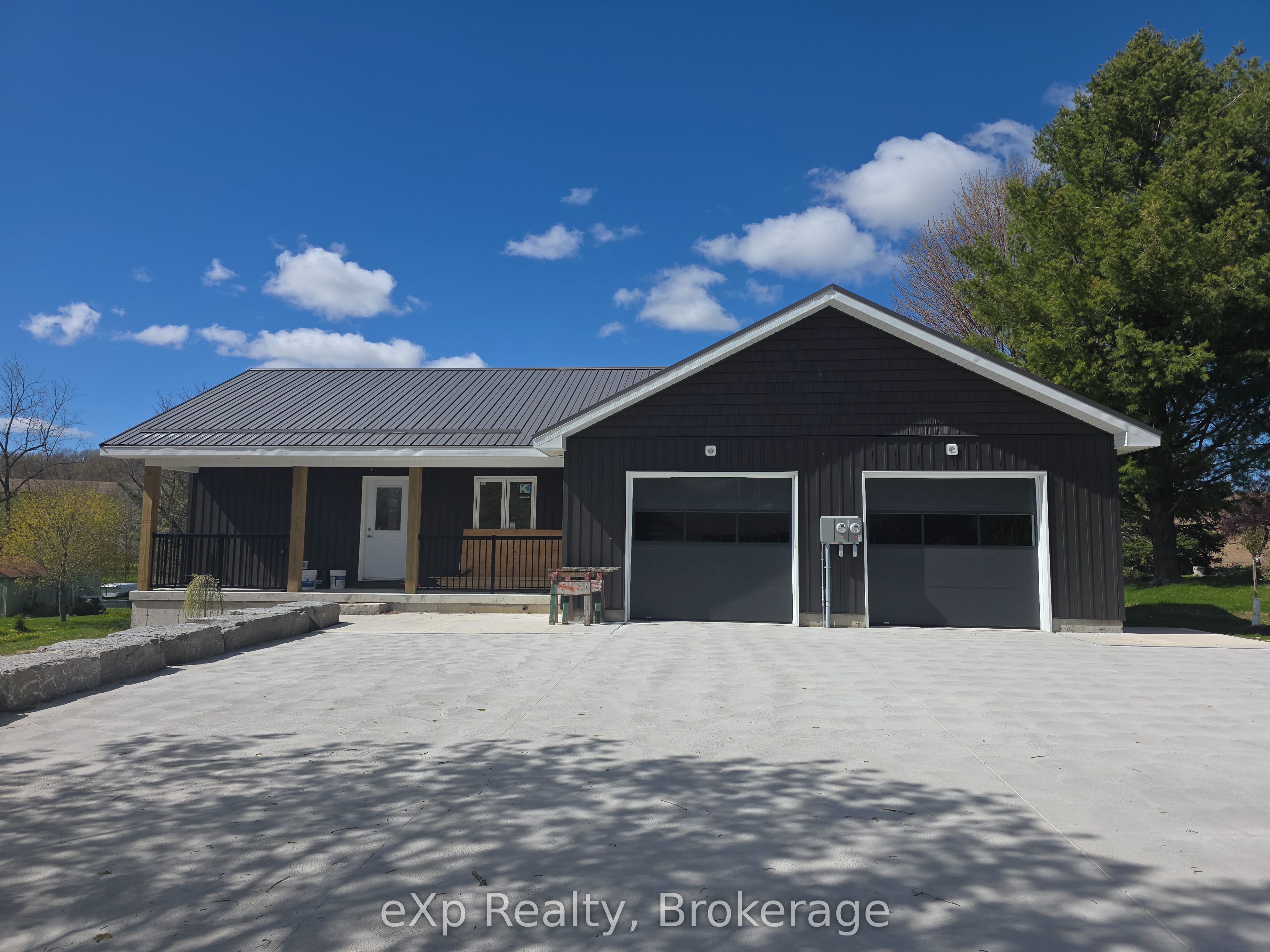 Residential Lease in South Bruce