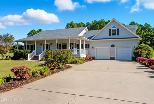 101 Charleston Dr, Grandy, NC, 27939-9634 | Card Image