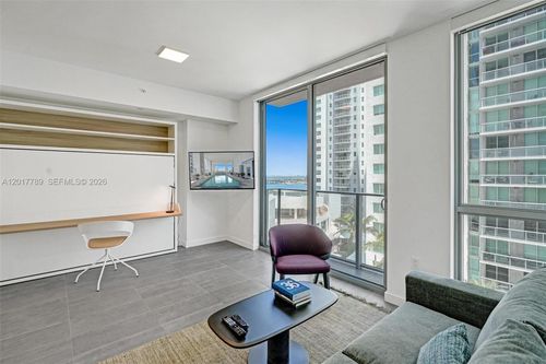 1610-227 Ne 2nd St, Miami, FL, 33132-2241 | Card Image