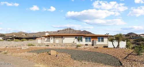 3115 Titanic Ave, El Paso, TX, 79904-3020 | Card Image
