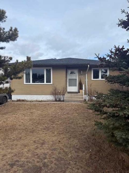 11510 Manning Cres, Grande Cache, AB, T0E0Y0 | Card Image