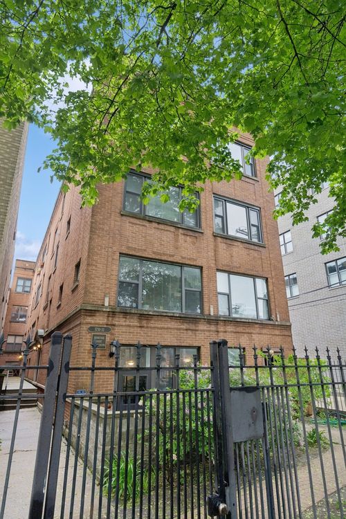 apt-2-5730 Hermitage Ave, Chicago, IL, 60660-5295 | Card Image