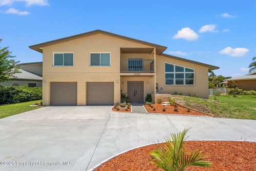 6780 Greenbrier Dr, Seminole, FL, 33777-4509 | Card Image