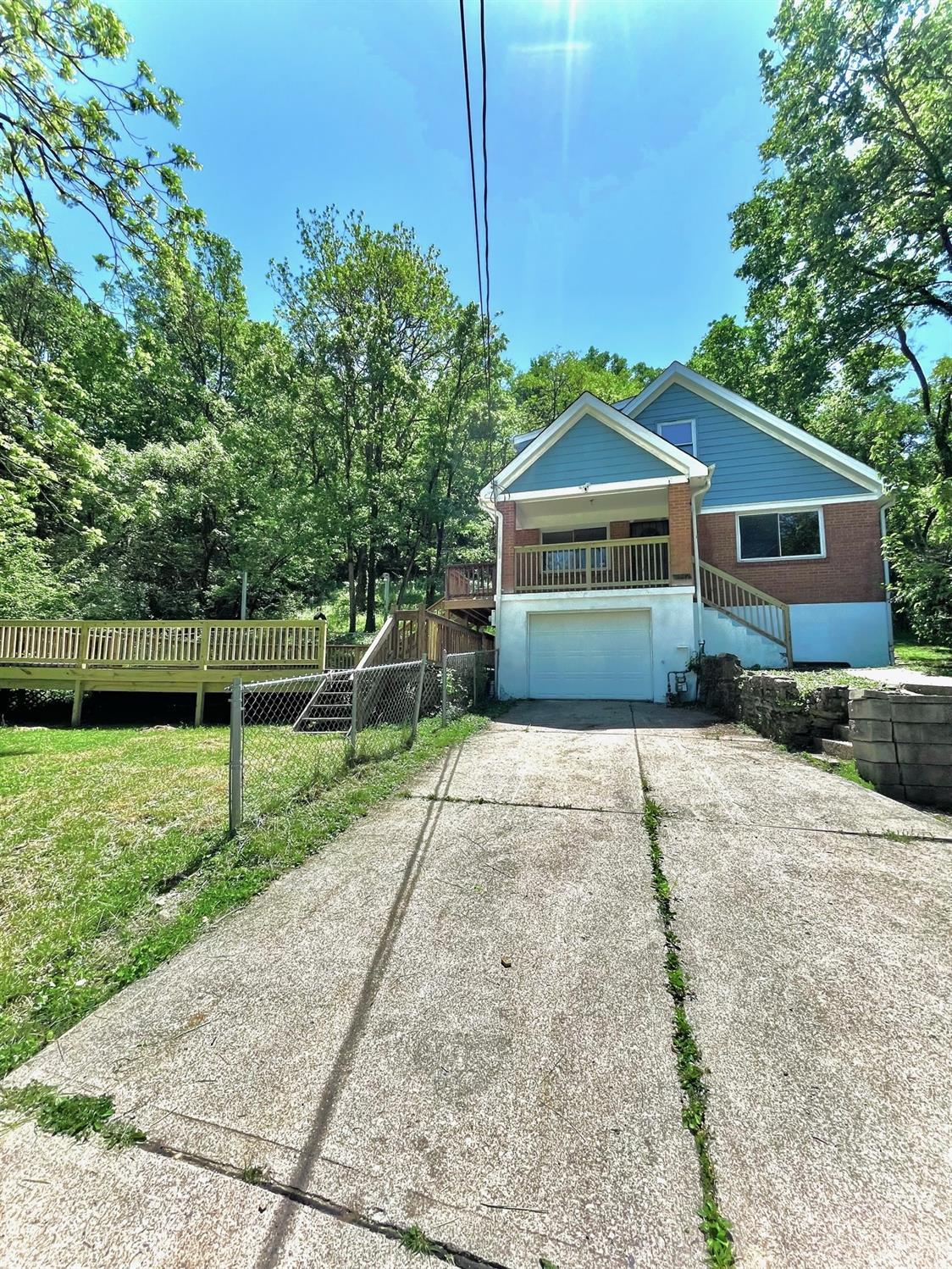 Quebec Rd, Cincinnati, OH 45214