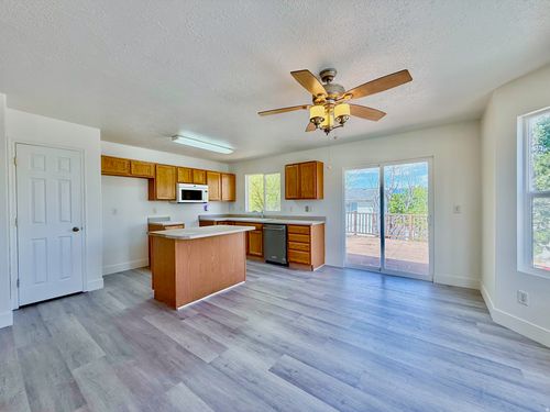 1705 80, Tooele, UT, 84074-8043 | Card Image