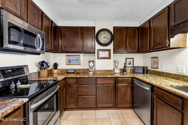 1130Beach#503-12 | Image 30