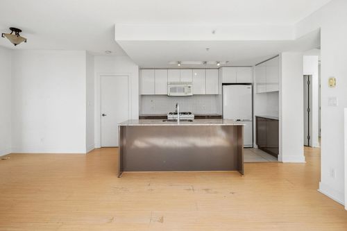 2208-4808 Hazel St, Burnaby, BC, V5H0A2 | Card Image