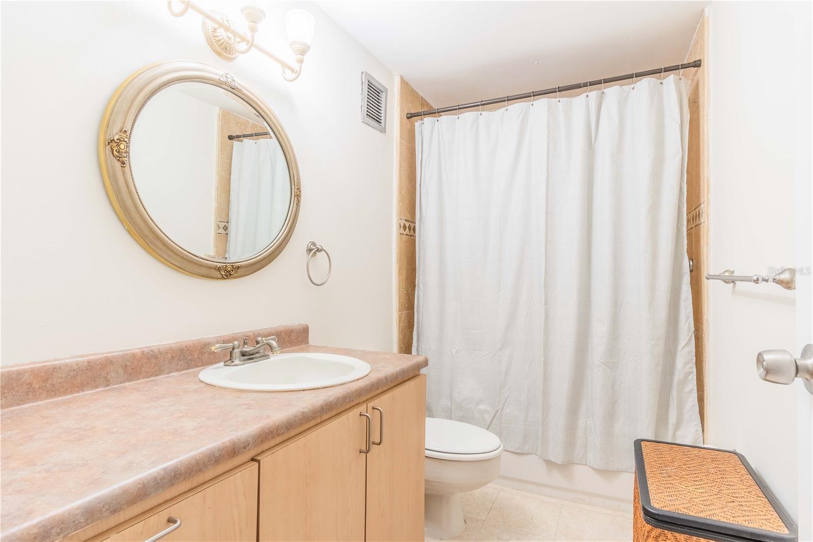 Residential en venta en HUMACAO, 1009 HARBOURSIDE, 1388 m²