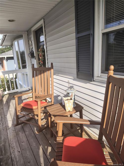 5 Hirsch Dr, Garnerville, NY, 10923-1803 | Card Image