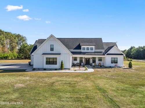 3713 S Nc 11 Hwy, Wallace, NC, 28466-6105 | Card Image