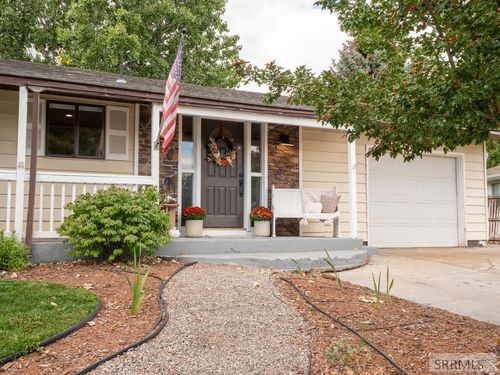 329 Rodney Dr, Rexburg, ID, 83440-1753 | Card Image