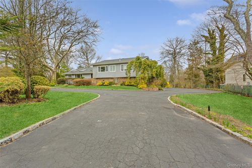 230 Richards Ln, Hewlett, NY, 11557-2630 | Card Image
