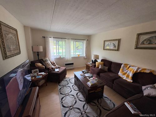 apt-5e-410 Benedict Ave, Tarrytown, NY, 10591-4913 | Card Image