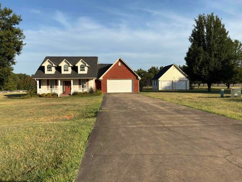 3 Elberta Ave, Nashville, AR, 71852-8410 | Card Image