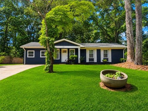 1551 Pine Glen Cir, Decatur, GA, 30035-1529 | Card Image