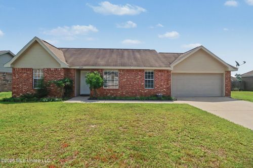 2024 Irma Cir, Ocean Springs, MS, 39564-3779 | Card Image