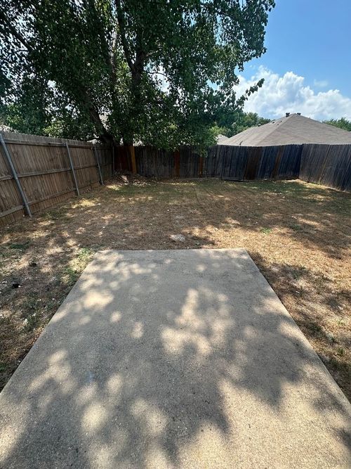 946 Sylvia St, Weatherford, TX, 76086-4654 | Card Image