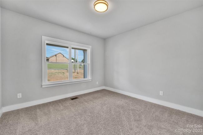 635 Lithia Inn Rd, House other with 4 bedrooms, 3 bathrooms and null parking in Lincolnton NC | Image 12