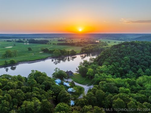 9207 N 447 Rd, Spavinaw, OK, 74366 | Card Image